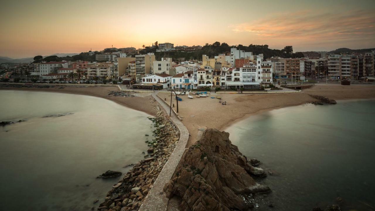Apartamento Cerca Del Mar Blanes Bagian luar foto